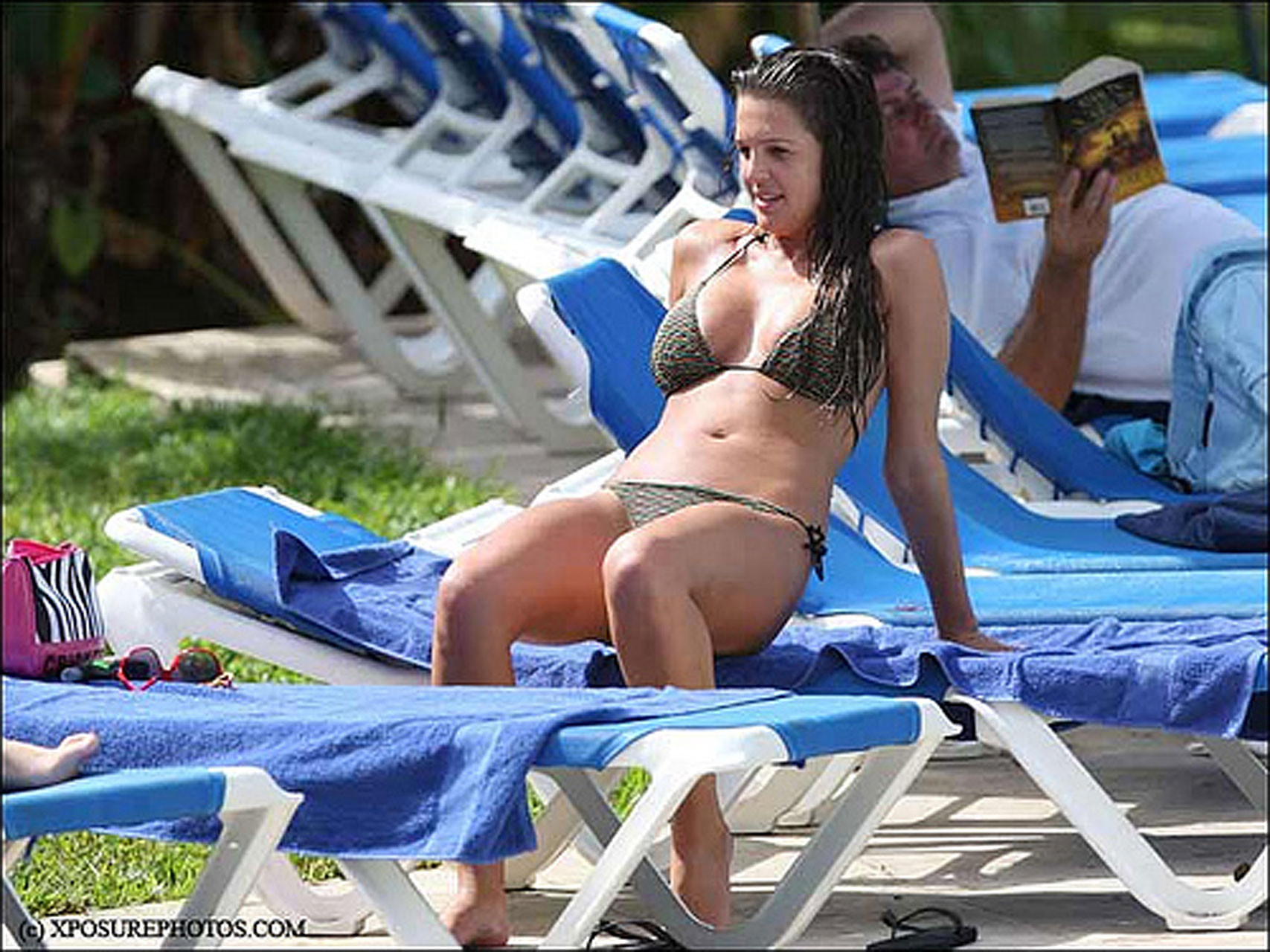 Danielle Lloyd showing her amazing hot and perfect body in bikini #75373518
