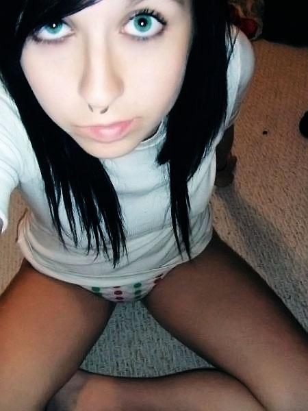 Selfshot alternative emo teen girlfriends #68478901