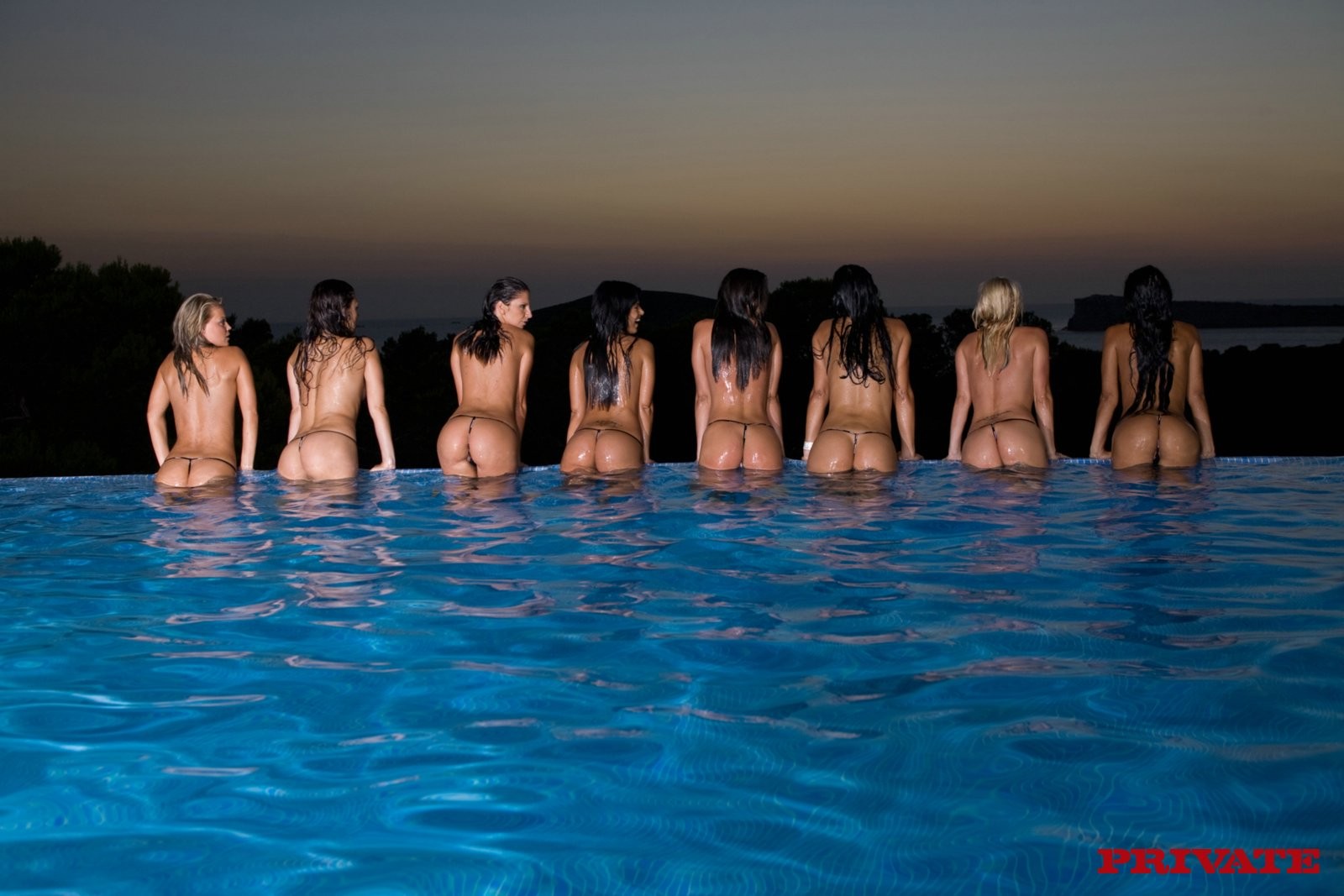 Orgía privada en una fiesta de sexo en Ibiza
 #72236526