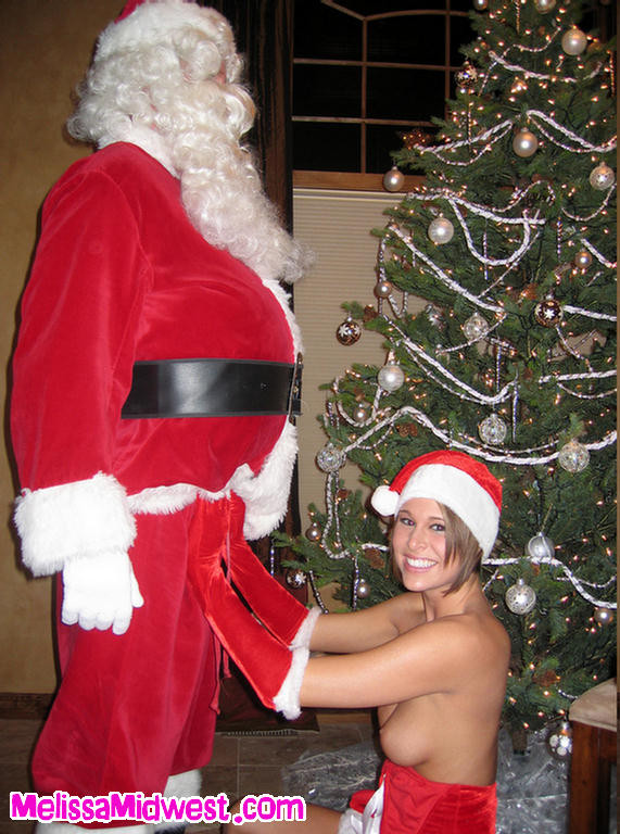 Melissa Midwest Sucks and fucks Santa #67259442