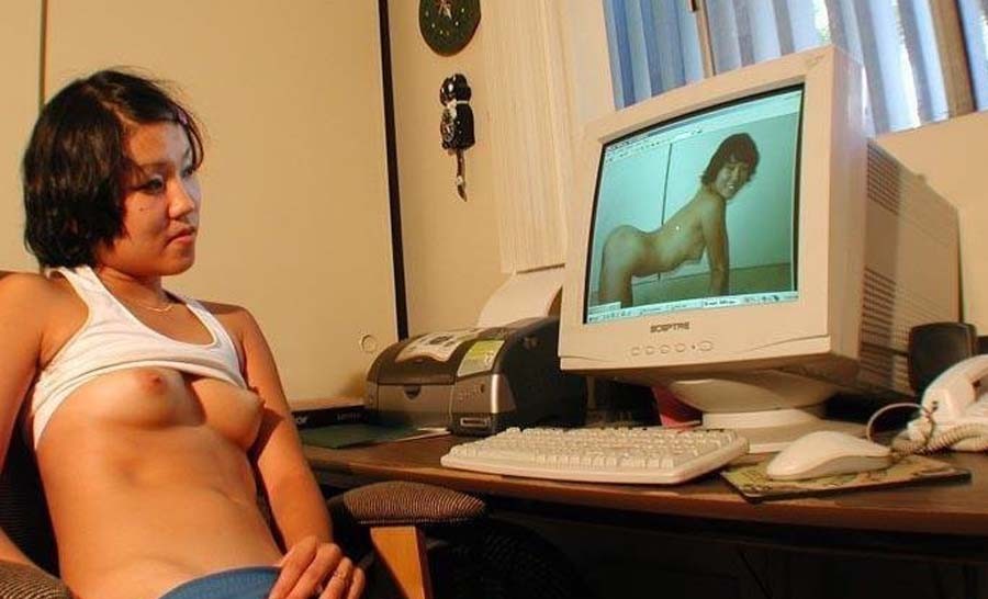 Schöne Auswahl eines geilen Amateur-Webcam-Babe masturbieren
 #75776468