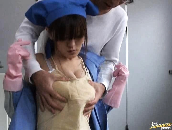 Kinky jap Mädchen gefickt in der Öffentlichkeit
 #69736967
