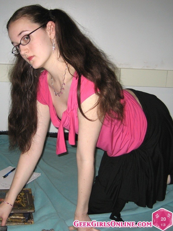 Chica caliente nerd geek
 #68354472