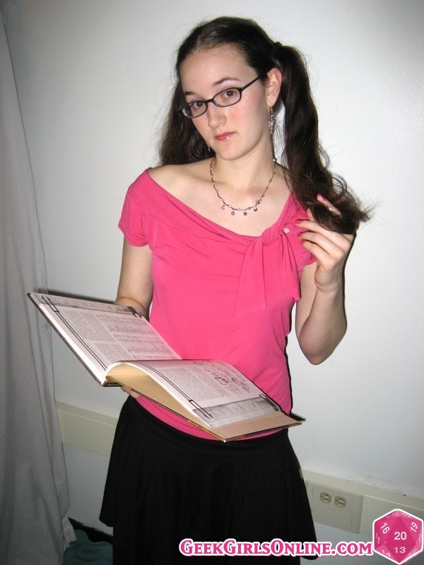 Chica caliente nerd geek
 #68354478