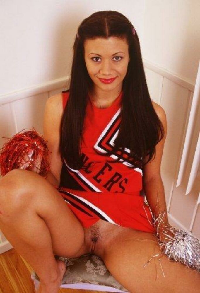 Teenie cheerleader gfs in posa e cazzo
 #75464549