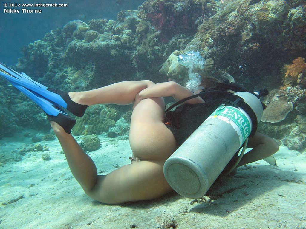 Nikky Thorne shows her scuba pussy under the ocean #70983283