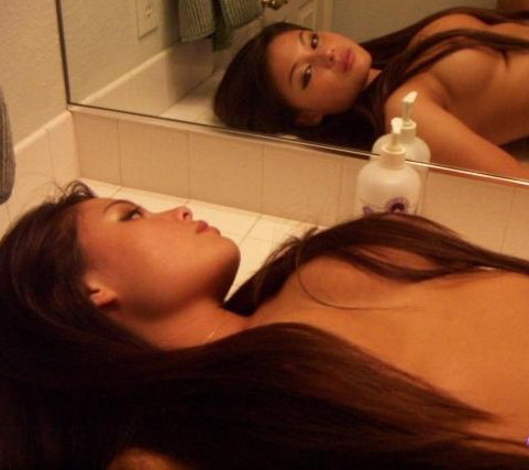 Ex-petites amies nues dans des photos de vengeance
 #68420096