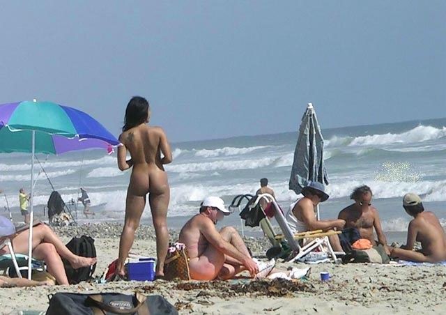 Attenzione - foto e video di nudisti incredibili
 #72277483