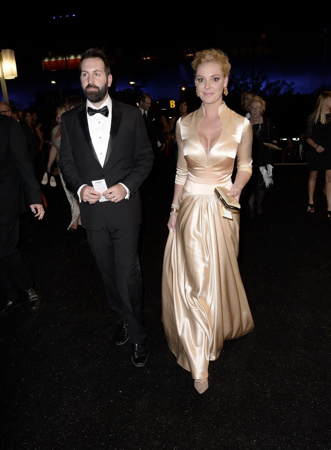 Katherine heigl mostrando un enorme escote en la 66ª edición de los premios primetime emmy i
 #75187973