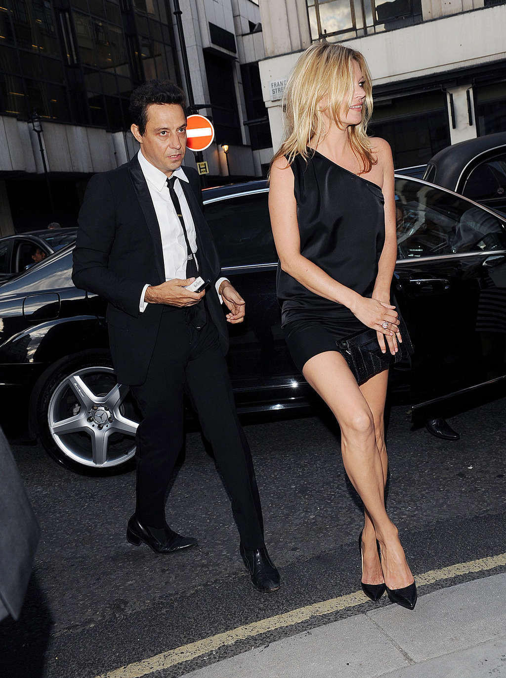Kate Moss upskirt in car and very leggy in mini skirt and topless #75339894
