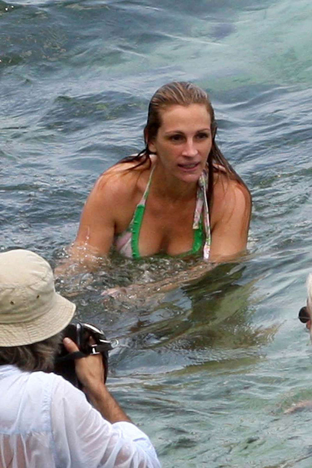 Julia roberts bikini
 #75376526