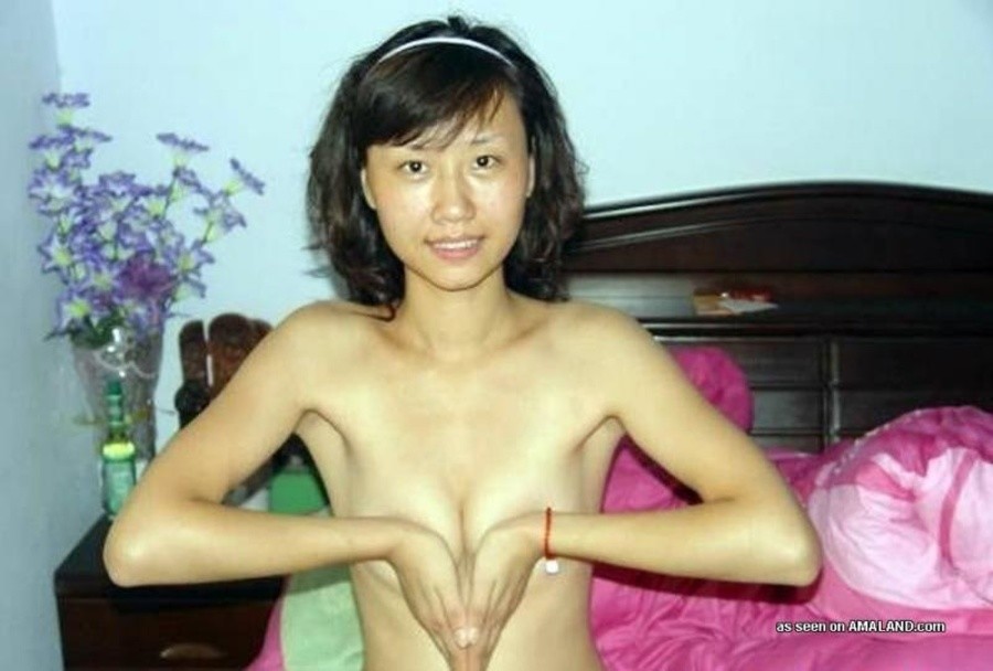 Kinky nudo thai babe in posa per il suo ragazzo
 #67609760