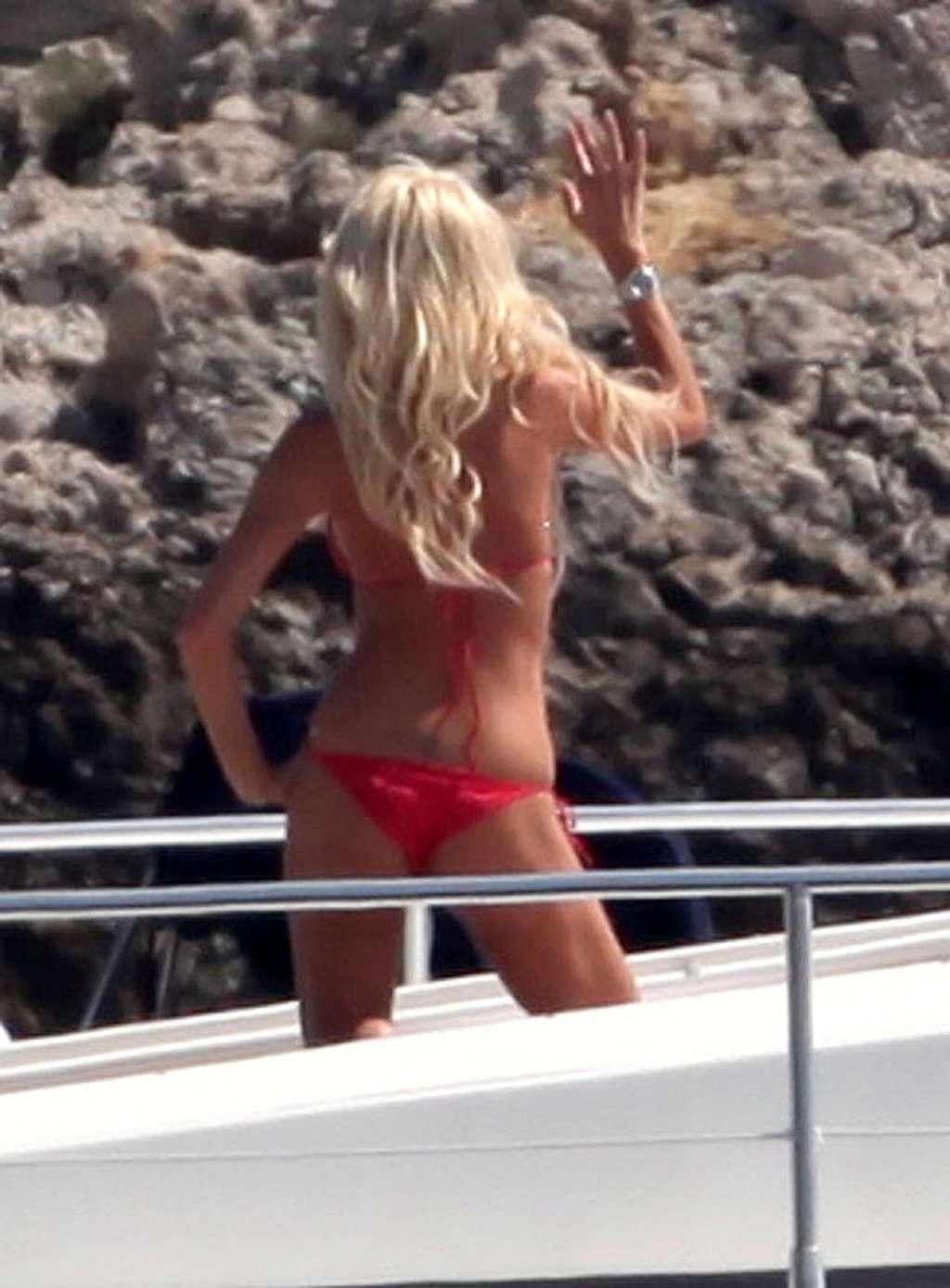 Victoria Silvstedt showing her perfect body and great ass in red bikini on beach #75348774