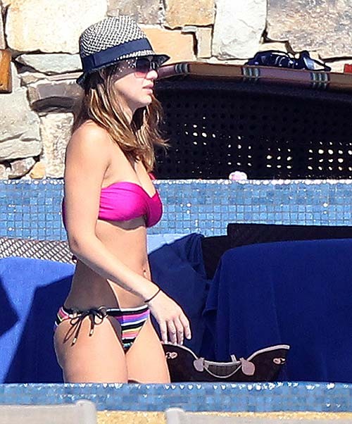 Jessica Alba posing in bikini and showing her sexy ass #75277130