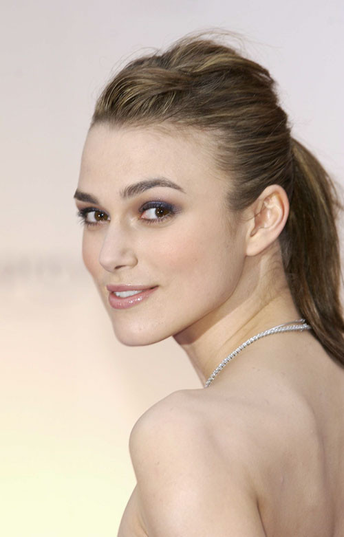 Keira Knightleyがオマンコとオッパイを見せて、激しくファックする。
 #75390721