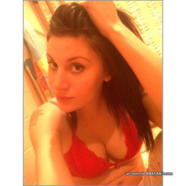 Sammlung eines wunderschönen Amateur-Babes, das ihre Titten zeigt
 #75698358