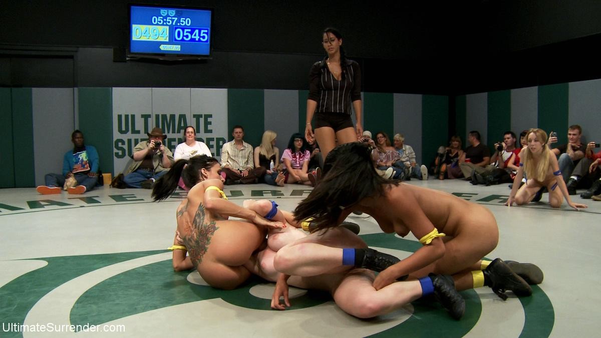 Group of 4 babe in real non-scripted lesbian wrestling in public #76498755