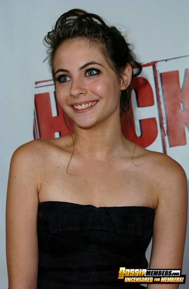 O.C. star Willa Holland exposed with her controversial pics #75166004