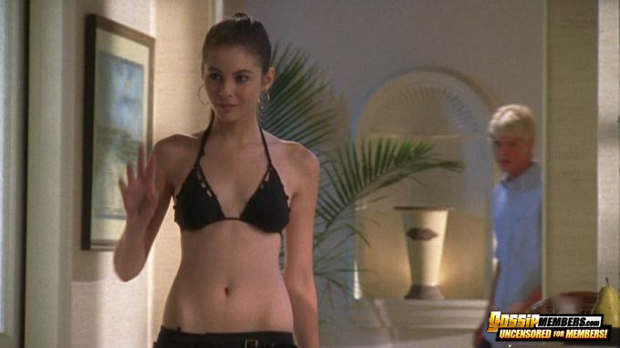 O.C. star Willa Holland exposed with her controversial pics #75166055