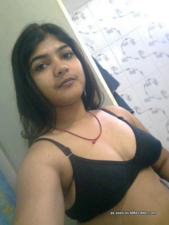 Real indian gfs get naked and fuck #67123968