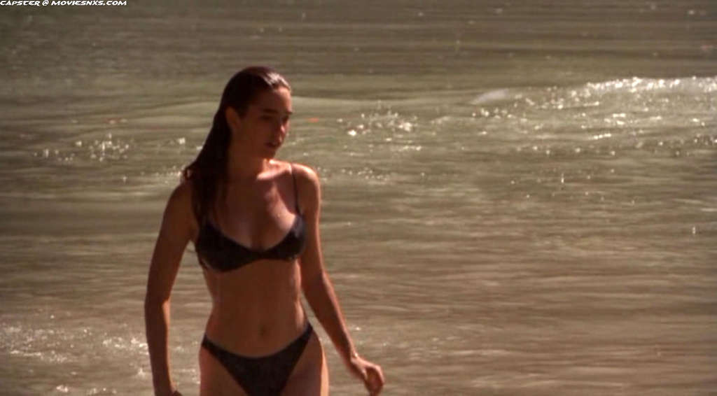 Jennifer connelly dévoile ses gros seins et pose sexy en bikini
 #75341434