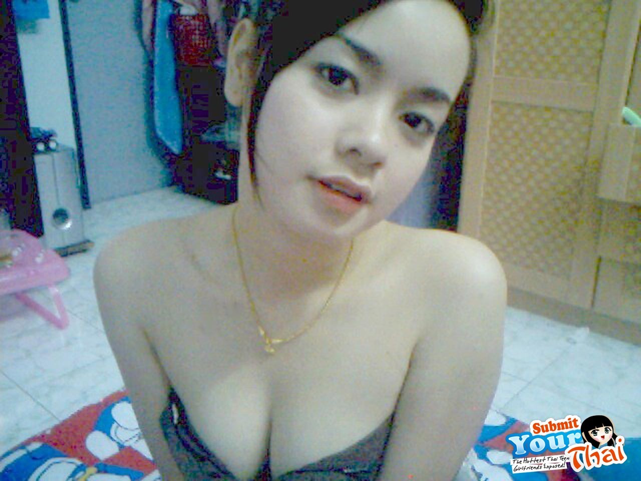Colección de autofotos de mujeres tailandesas
 #68426022