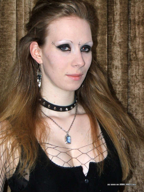 Picture set of a cocksucking gothic bitch #68200586