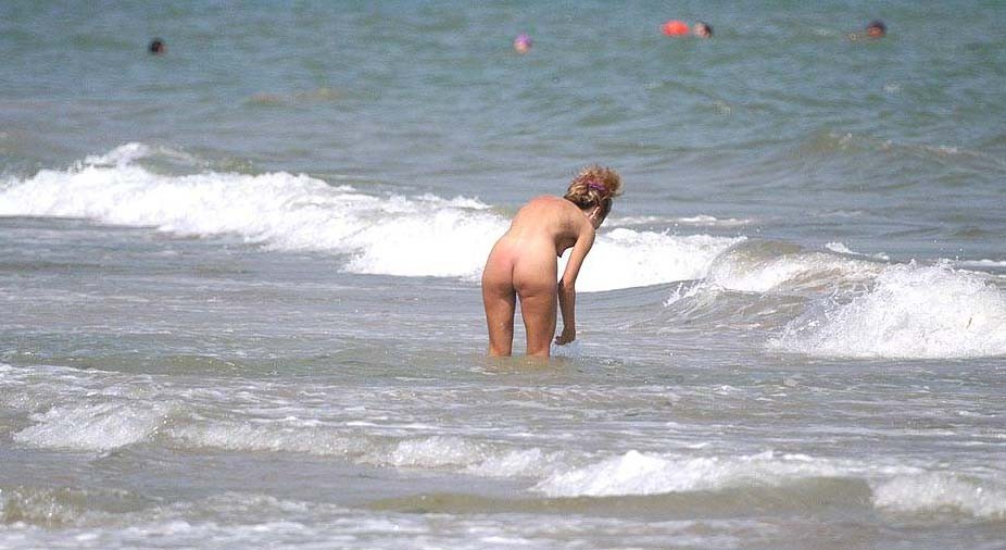 Unbelievable nudist photo 信じられないほどのヌード写真
 #72279969
