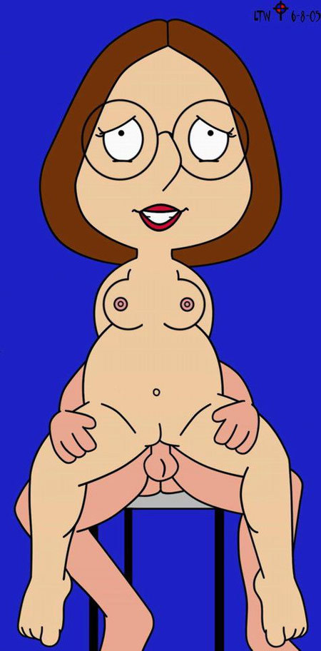 Smashing meg griffin getting throatfucked von mickey
 #69597279