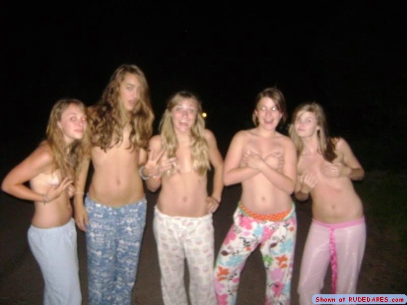 Novias desnudas que comparten sus fotos
 #67510590