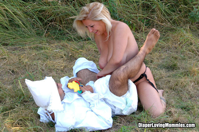 Adult Baby Jerked Off By Blond On Grass #73216002