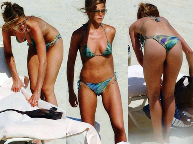 Jennifer Aniston exposed tits on beach pictures #75440819