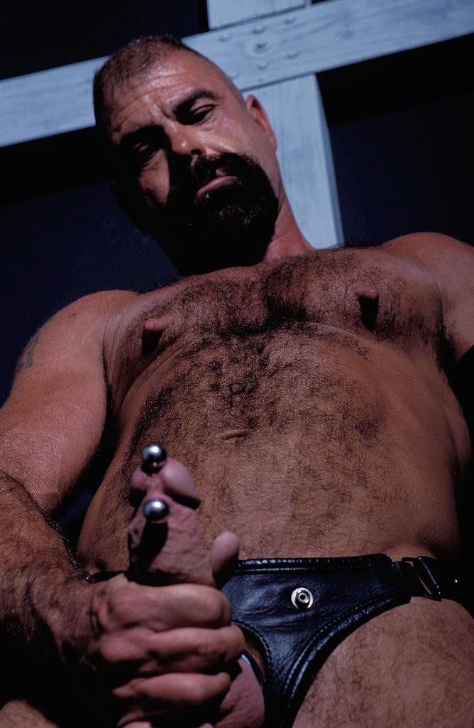 Gay bear loves playing his pierced huge cock in leather #76999065