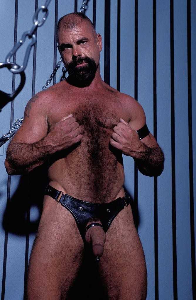 Gay bear loves playing his pierced huge cock in leather #76999068