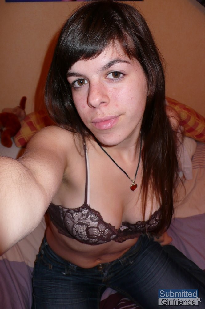 Daddy's girl flashing her teenage boobies on self-shot pics #68493153