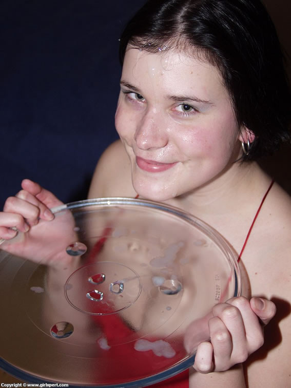 Morena recibiendo una lección de corrida
 #76124446