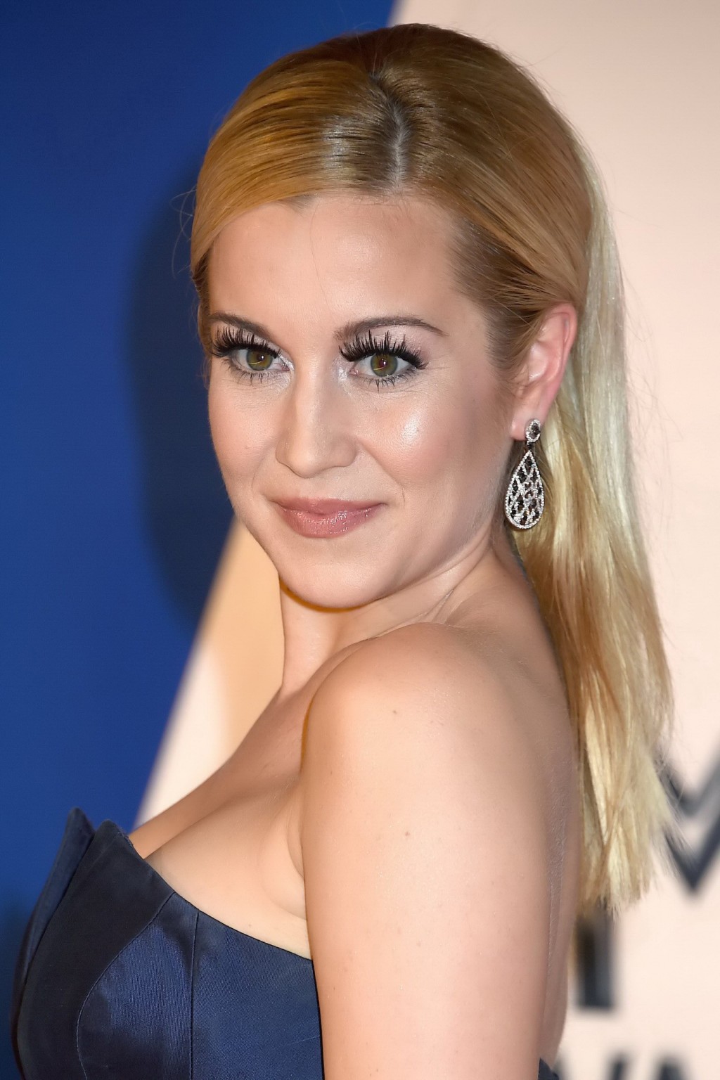 Kellie Pickler showing boobs in a low cut strapless dress #75150506