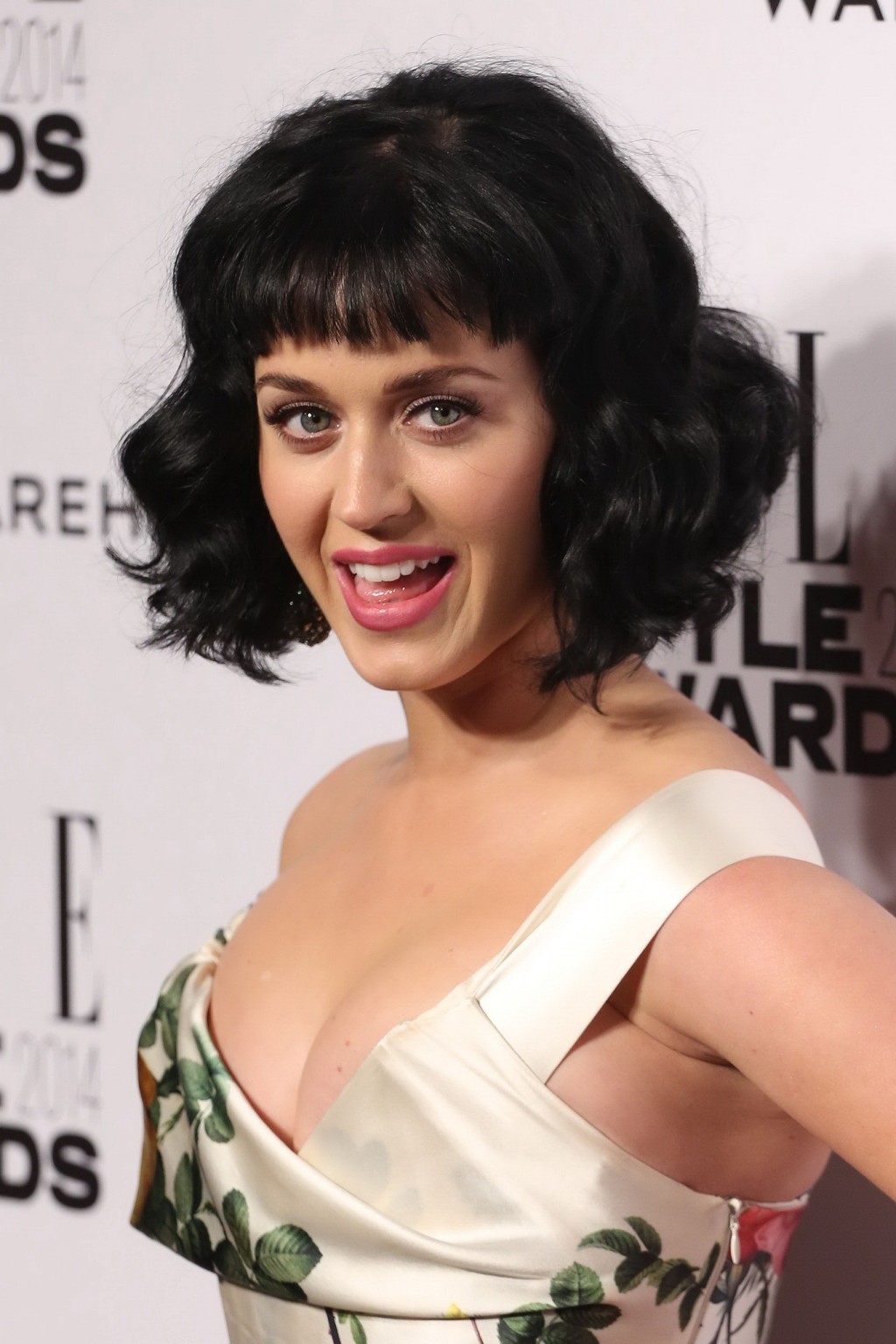 Katy Perry braless showing huge cleavage in a hot flower print dress at ELLE Sty #75204196