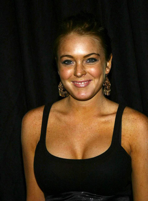 Lindsay Lohan looking very sexy and shows nice ass #75423107