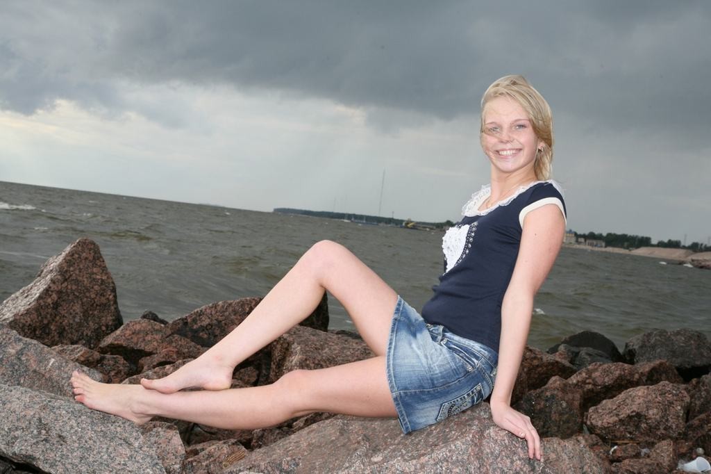 Tiny teen pulls aside panties to spread by sea #78658802