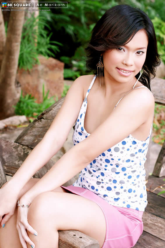 Gorgeous thai model posing naked in the garden #69945457