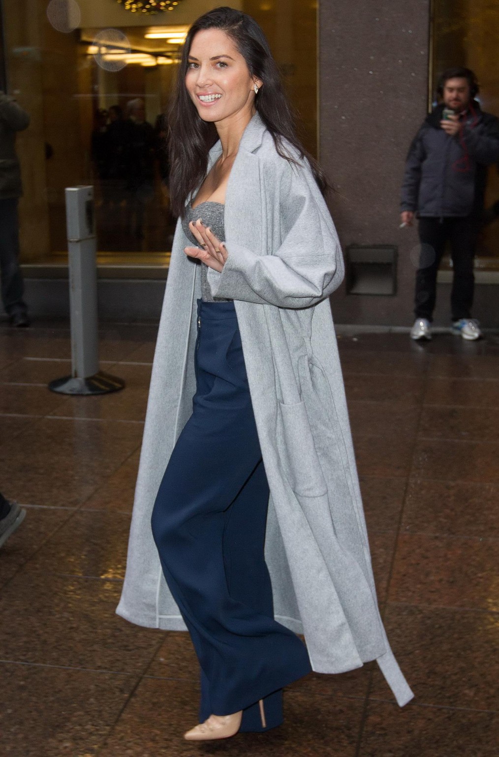 Olivia munn tetona con un corsé en los estudios siriusxm en nyc
 #75178958
