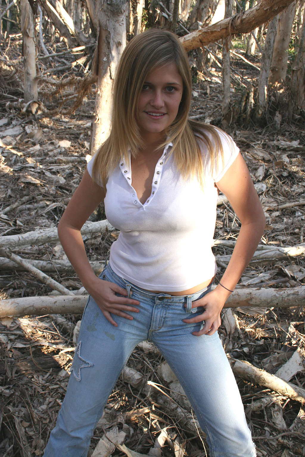 Samantha get hot in the woods
 #73919474