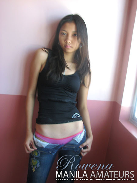 Jeune filipina nue rowena
 #69893356