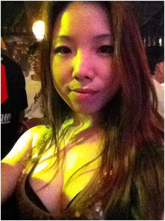 Curvy busty asian gfs in posa per la macchina fotografica
 #69811415