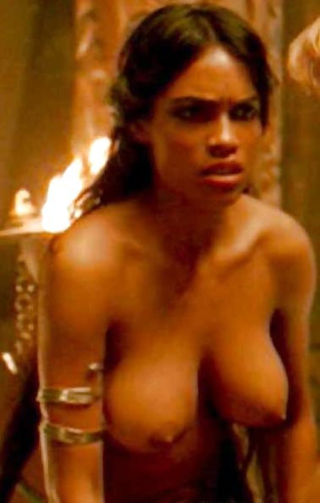 Rosario Dawson  see perfect nude tits of this lovely ebony celeb #73332605