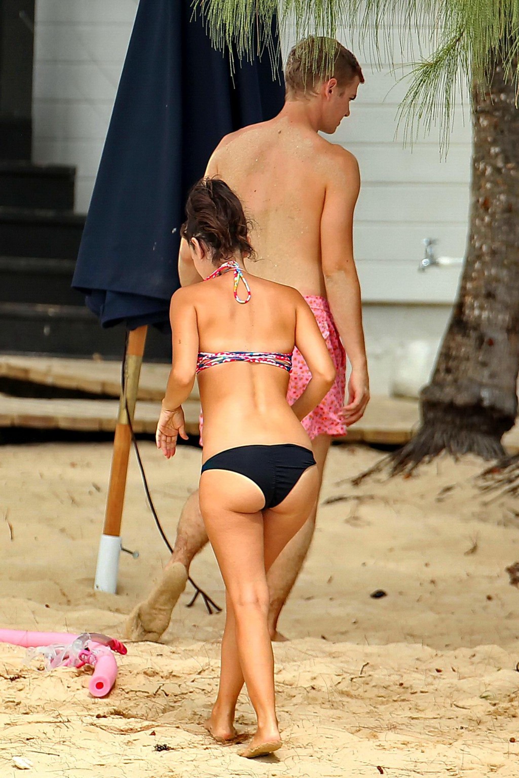 Rachel Bilson showing off her pregnant bikini body on a beach in Barbados #75194082