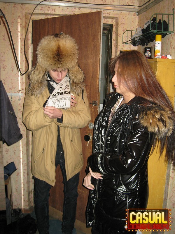 Una morena de 18 años folla y chupa a su novio como una loca en la cama
 #74708962