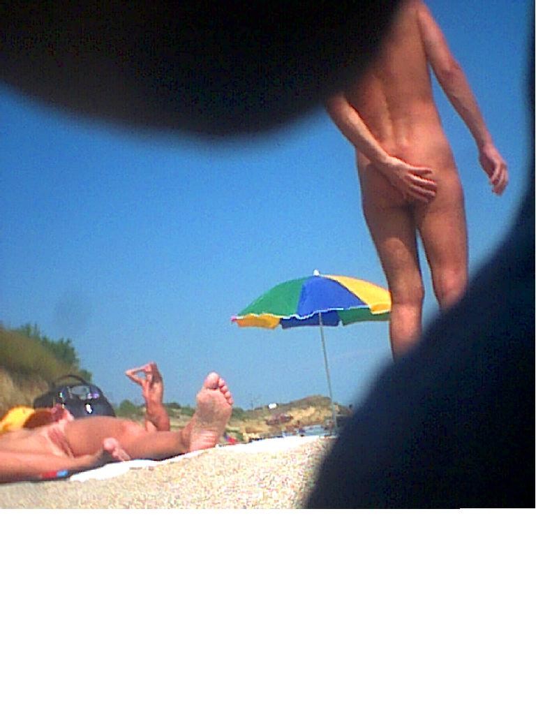 Attenzione - foto e video di nudisti incredibili
 #72267589