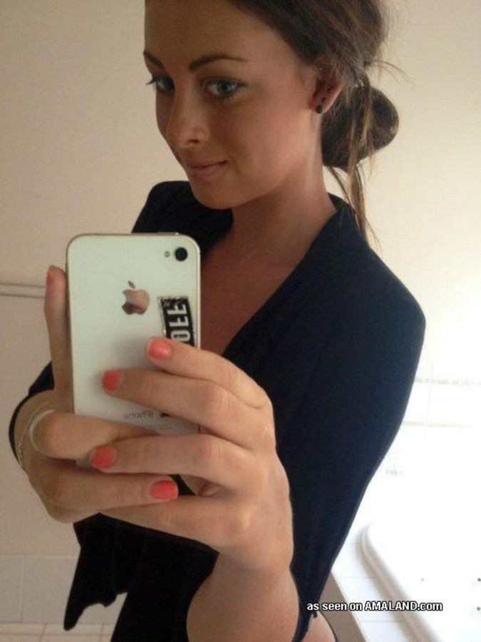 Aussie-Babe posiert in verschiedenen persönlichen Nicht-Nacktbildern
 #67240768